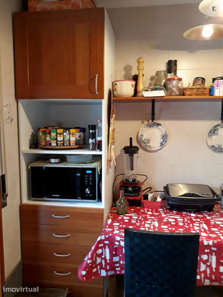 Quarto - localizado em Valongo Porto - Grande imagem: 2/12