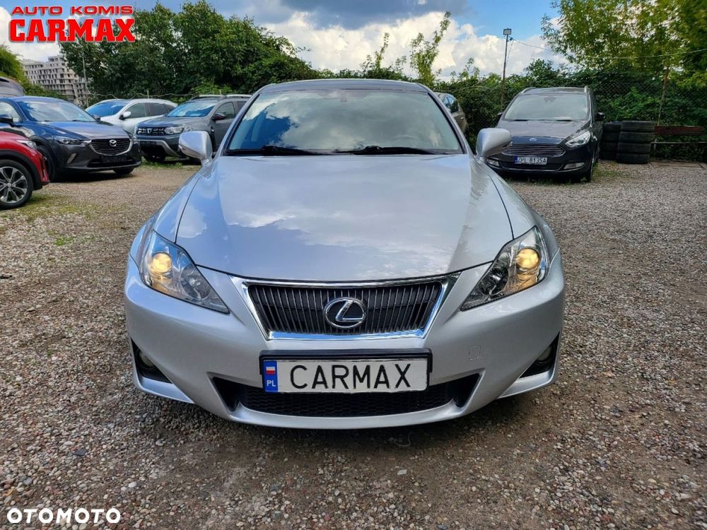 Lexus IS - 10