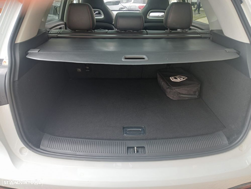 MG EHS 1.5T-GDI Luxury - 11