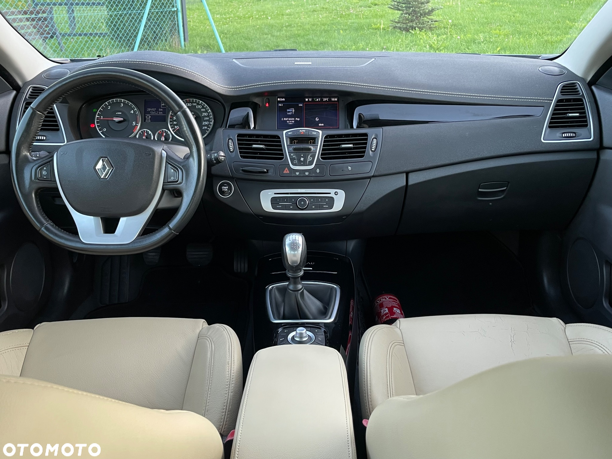 Renault Laguna Coupe dCi 150 FAP - 18