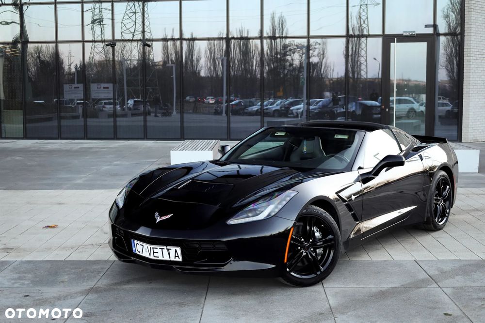 Chevrolet Corvette - 2
