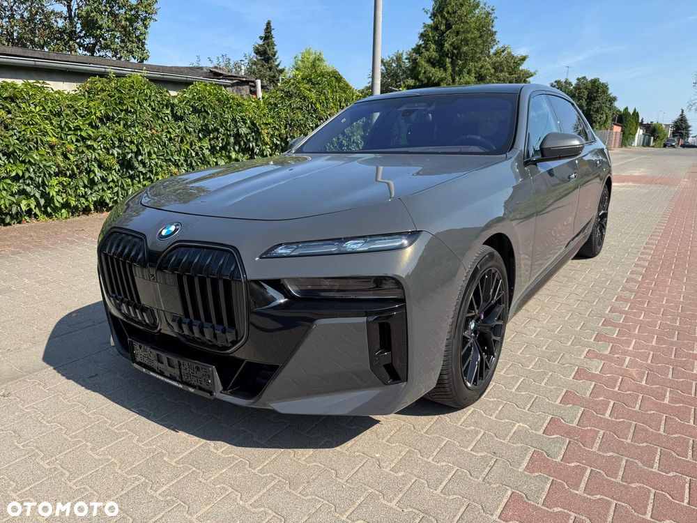 BMW Seria 7 740d xDrive mHEV Individual Edition sport - 4