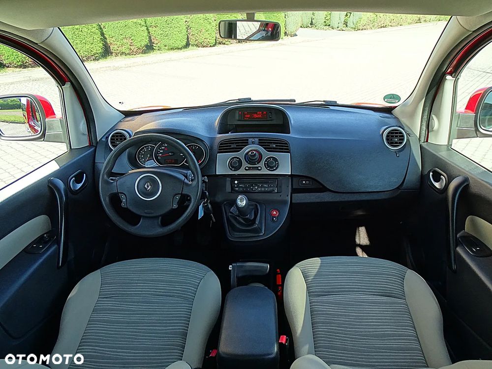 Renault Kangoo 1.6 16V 105 Happy Family - 29