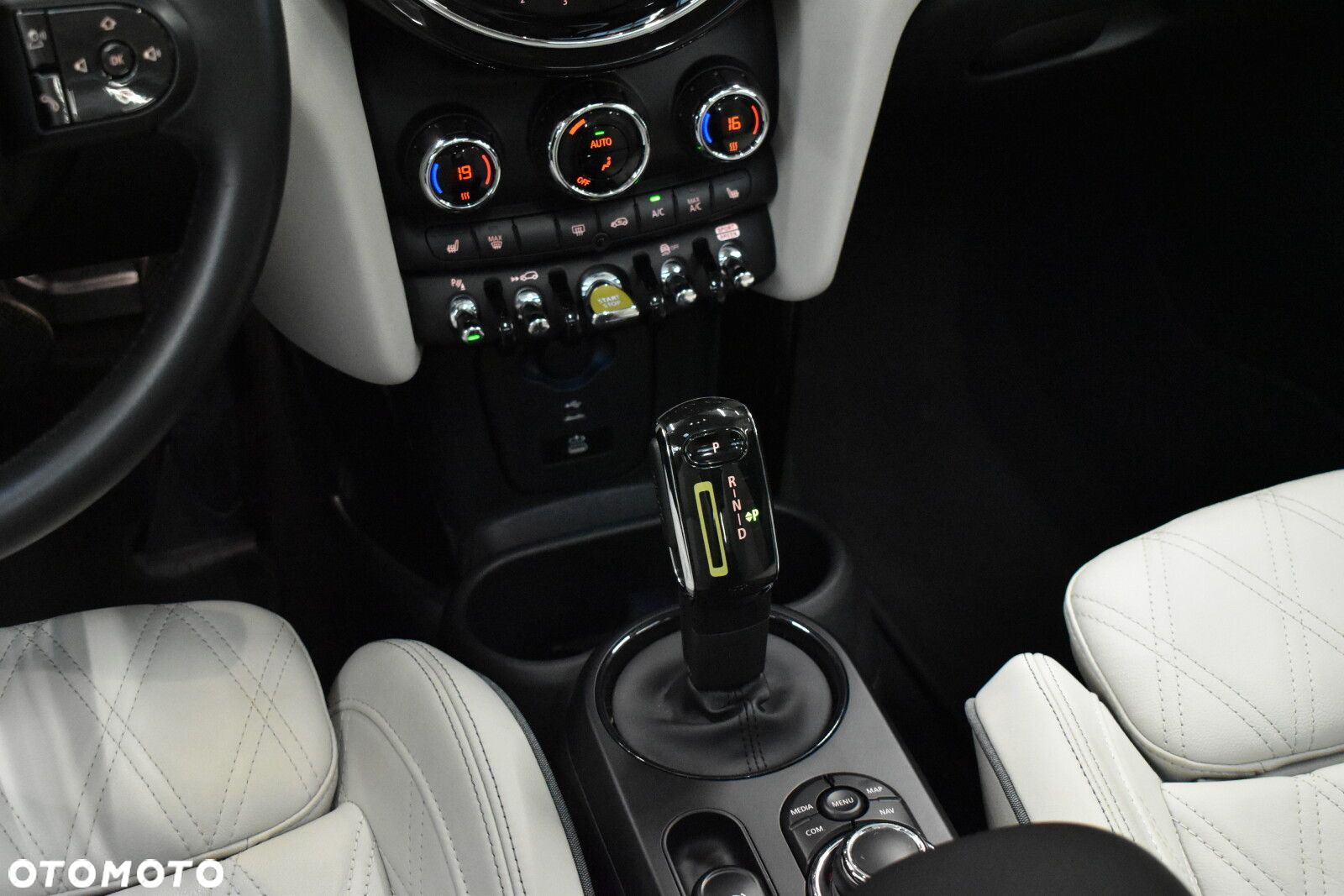 MINI Cooper S - 23