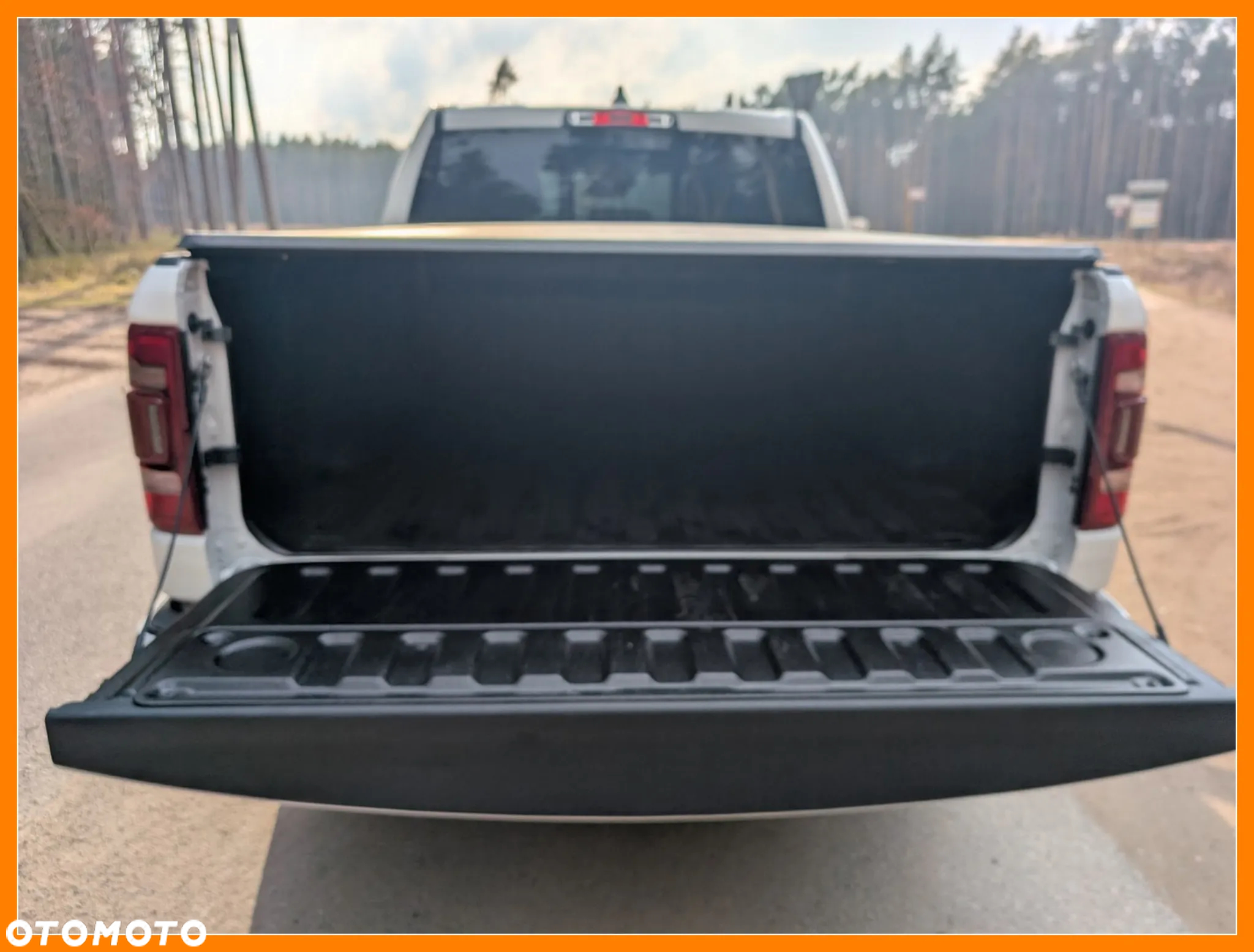 RAM 1500 Crew Cab Longhorn - 11