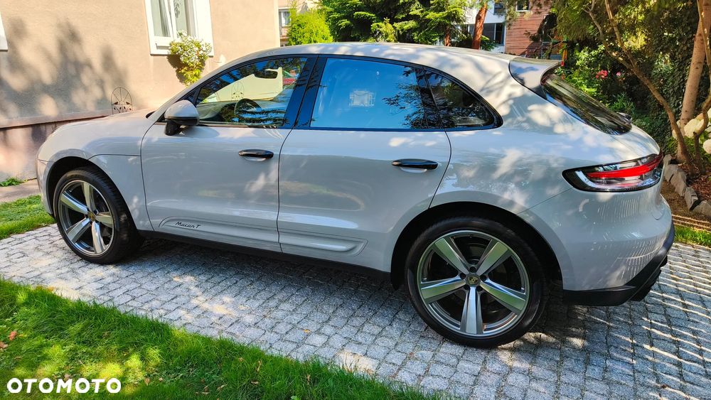 Porsche Macan T - 30