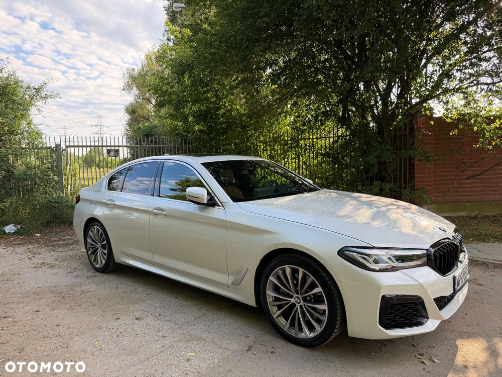 BMW Seria 5 530i xDrive - 10
