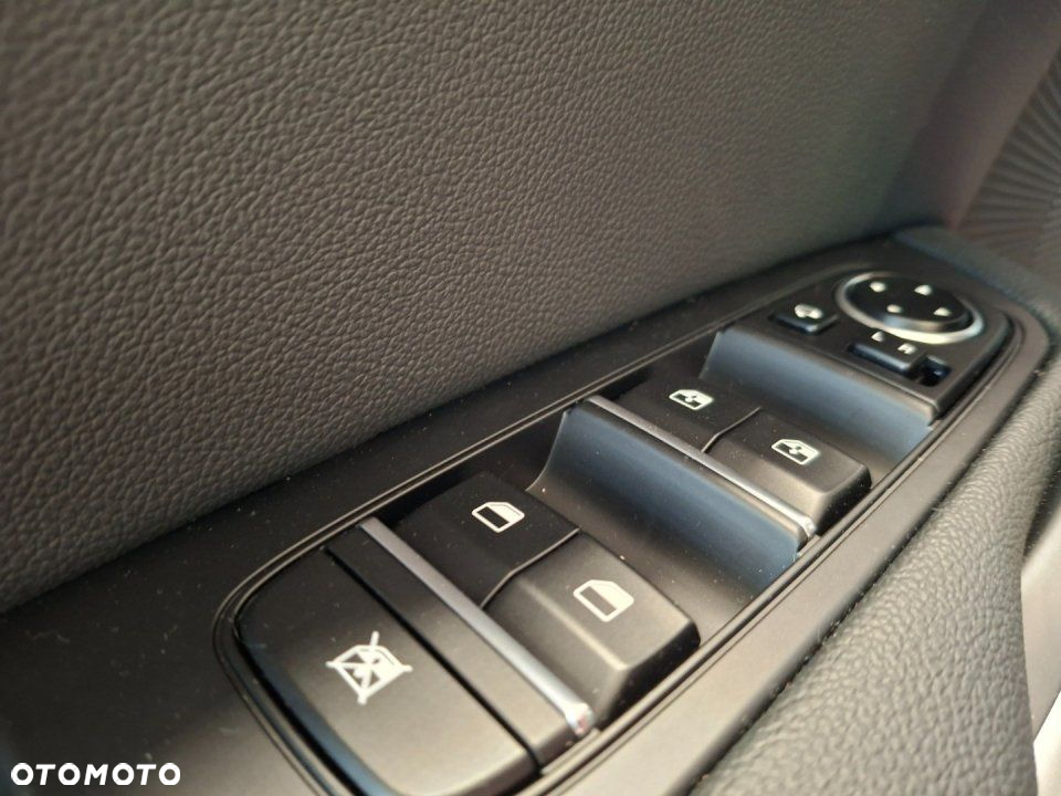 Kia ProCeed - 32