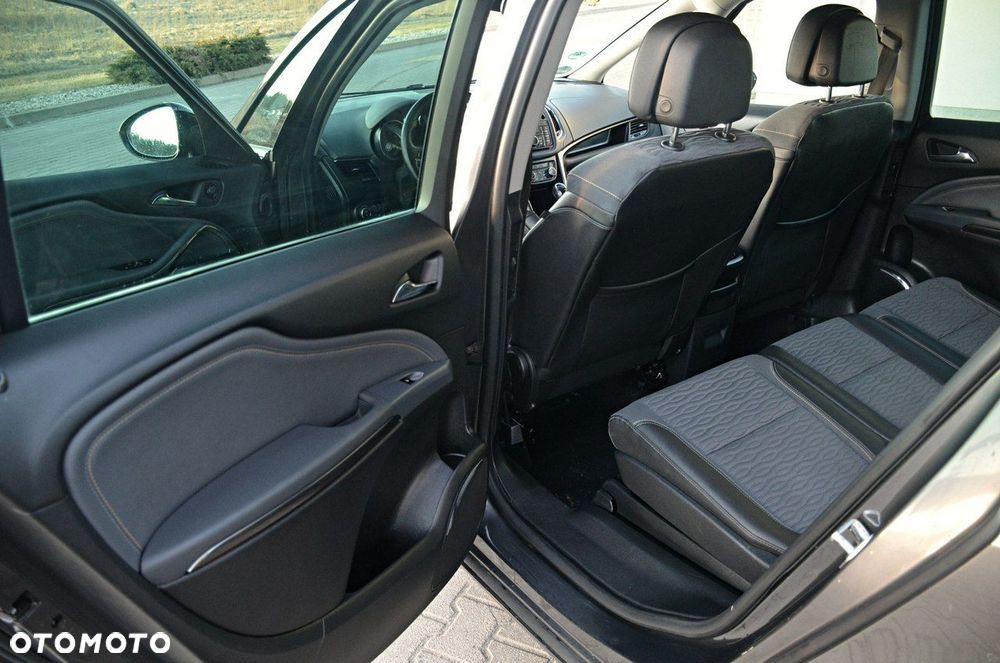 Opel Zafira - 17