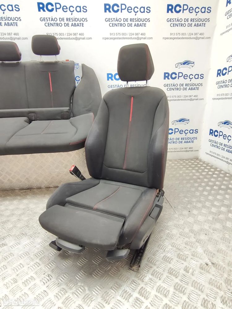 Conjunto Bancos em Tecido BMW Serie 1 F20 Pack M Eletricos Costura Vermelha 2012 a 2019 - 5