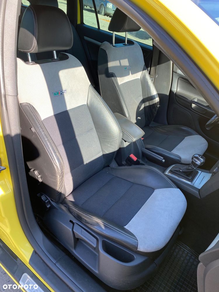 Skoda Octavia 2.0 TDI CR DPF DSG RS - 24