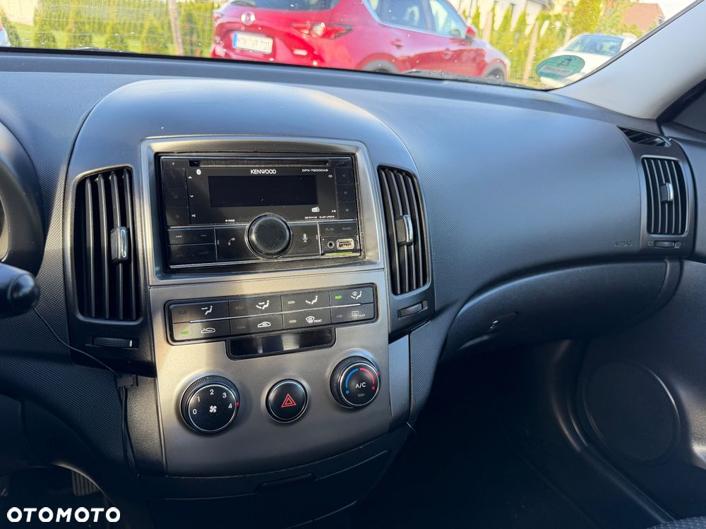 Hyundai i30 1.4 BlueDrive Comfort - 14