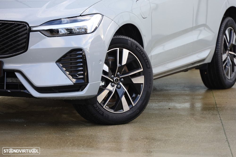 Volvo XC 60 2.0 T6 PHEV Plus Dark AWD - 7