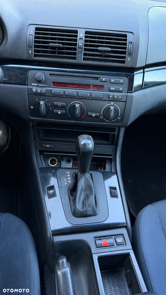 BMW Seria 3 325i - 15