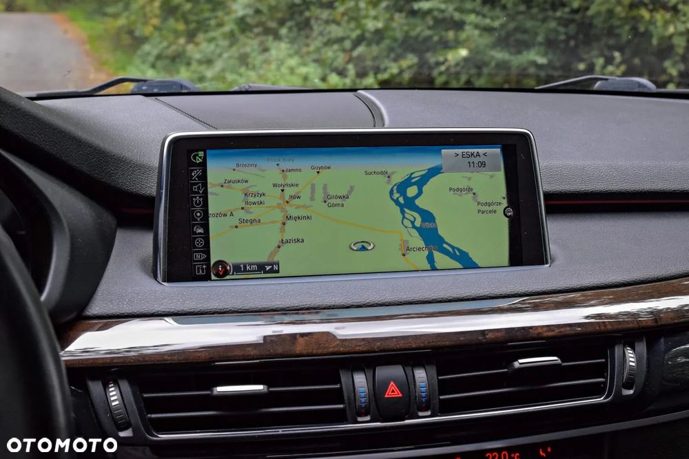 BMW X5 xDrive35i - 8