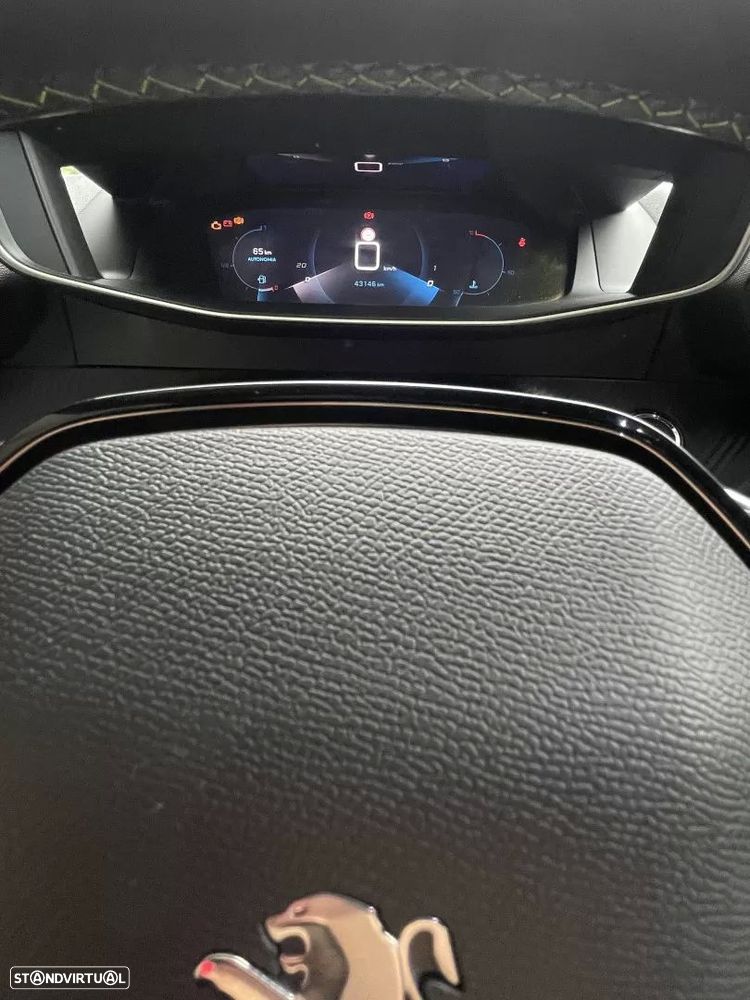 Peugeot 208 1.2 PureTech GT Line - 6