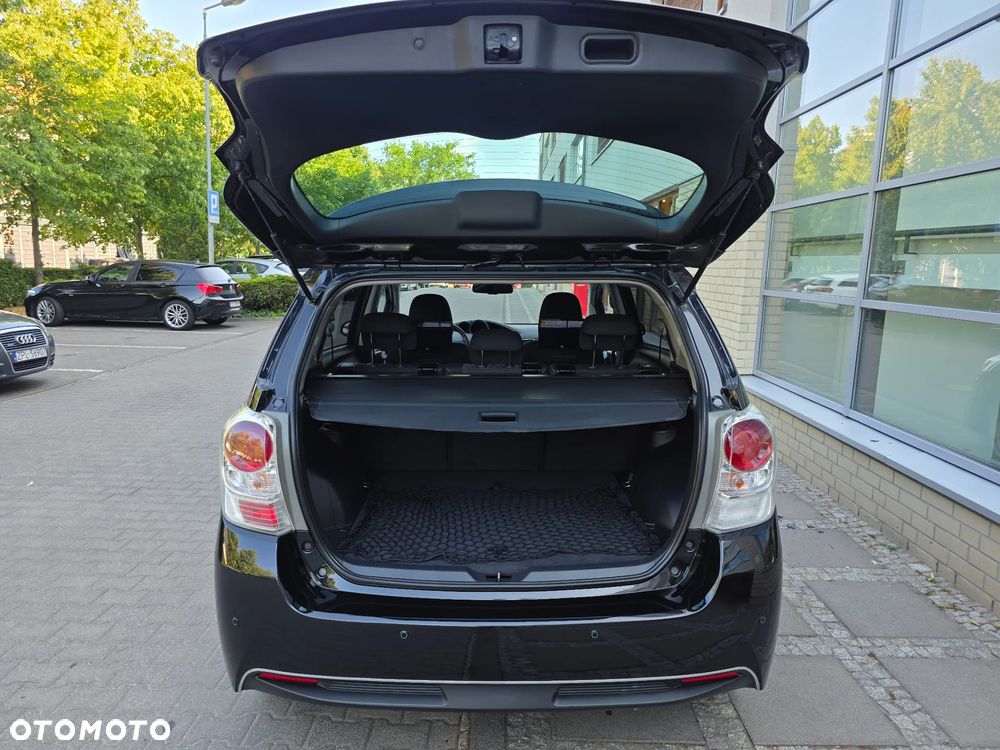 Toyota Verso - 11