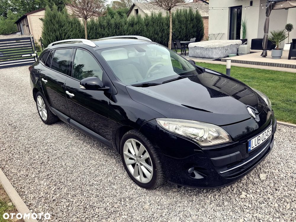 Renault Megane 2.0 140 CVT Bose Edition - 8