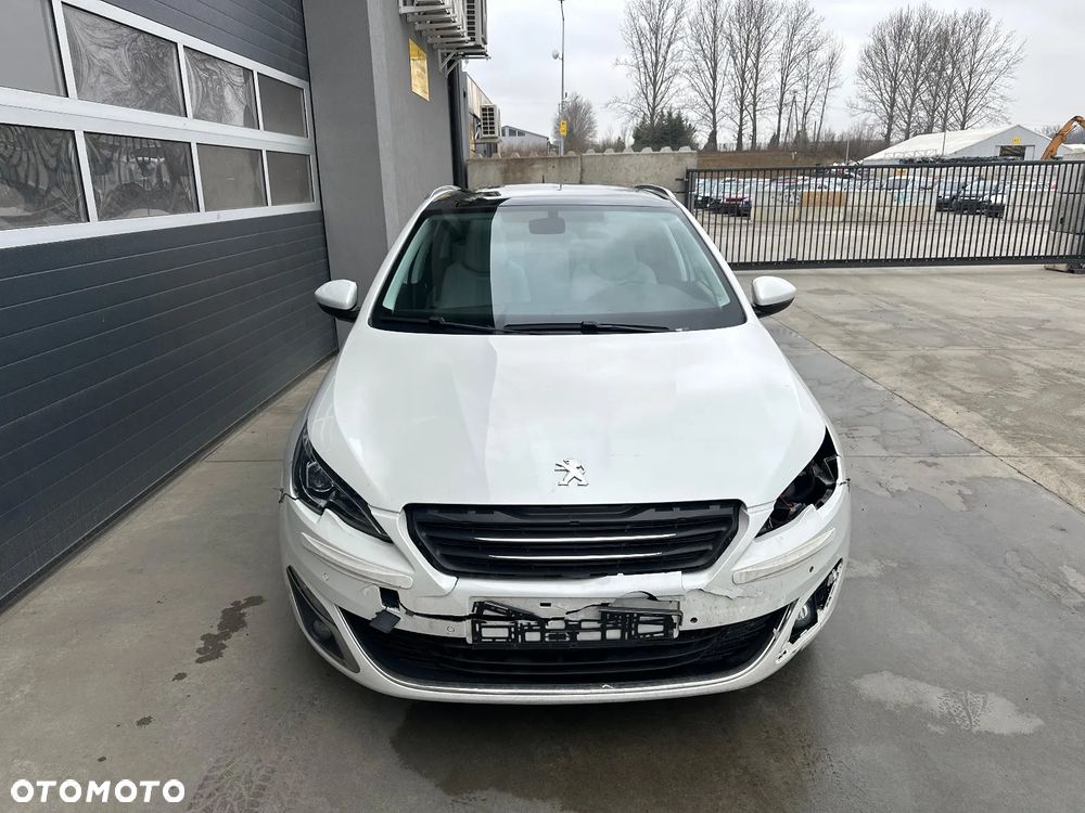 Peugeot 308 BlueHDi 150 EAT6 Stop & Start Allure - 8