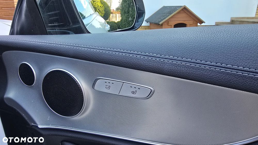 Mercedes-Benz Klasa E 200 Kabriolet 9G-TRONIC - 37