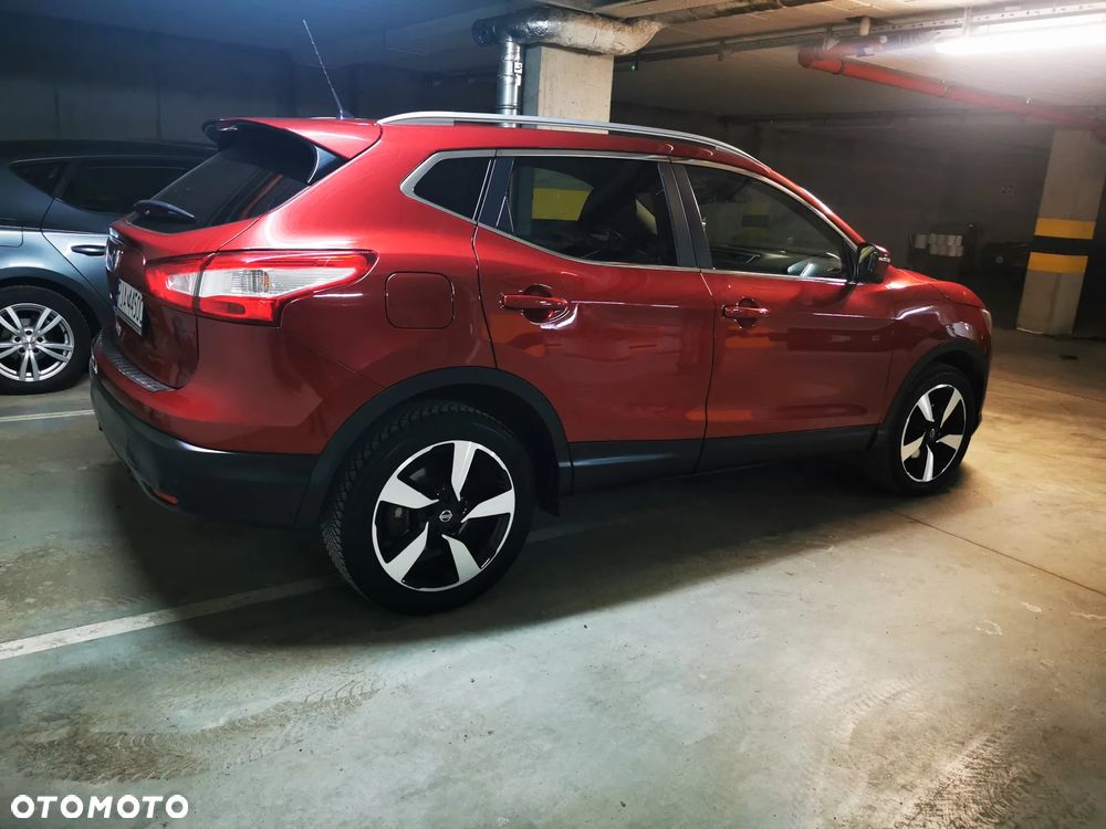 Nissan Qashqai 1.6 DCi Xtronic N-Connecta - 2