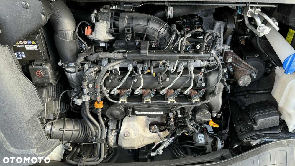 Kia Sorento 2.0 CRDI M - 24