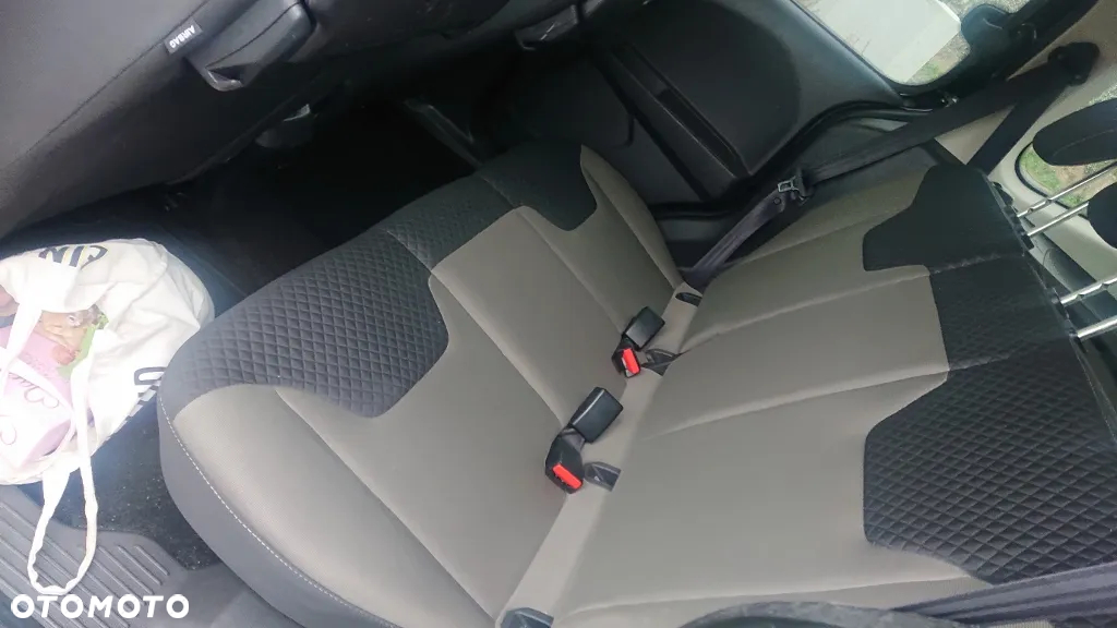 Ford Tourneo Courier 1.0 EcoBoost Titanium - 10
