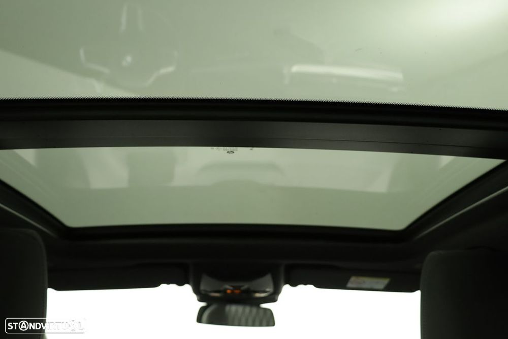 BMW 225xe Active Tourer e xDrive - 24