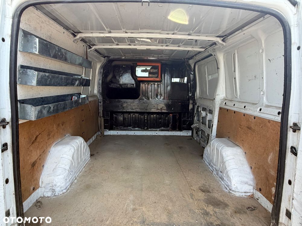 Ford Transit - 10