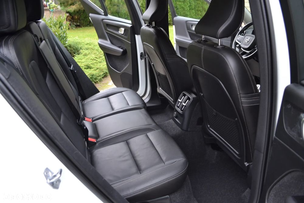 Volvo XC 40 T5 Plug-In Hybrid Inscription Expression Pro - 10