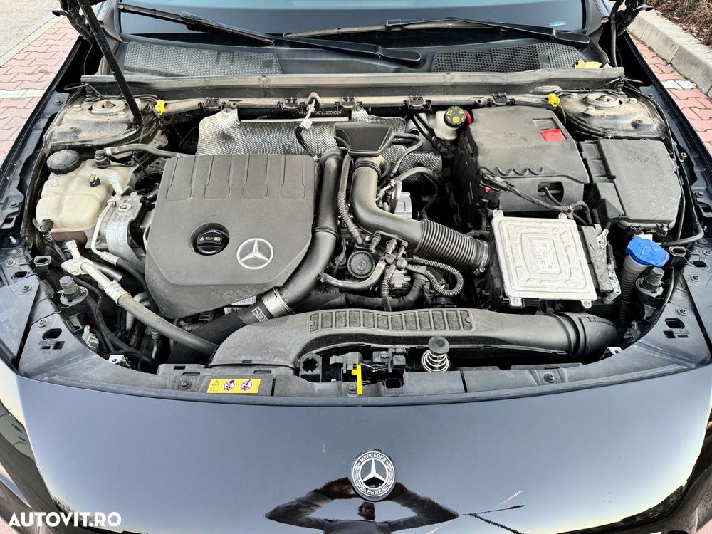 Mercedes-Benz A 200 4MATIC Aut. - 12