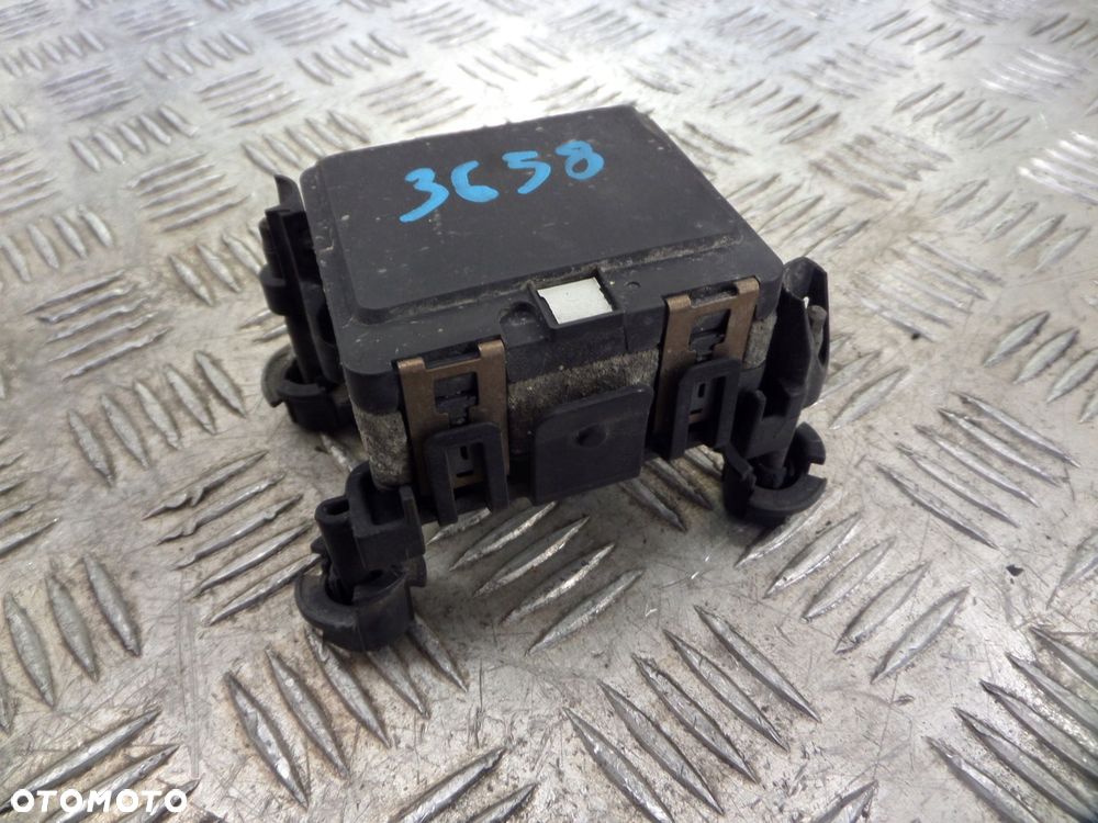 vw audi seat skoda 5q0907561f golf vii a3 loen iii radar sensor distronic - 2