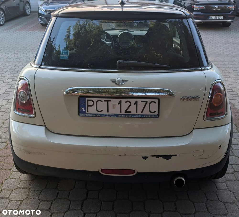 MINI Cooper Standard - 11