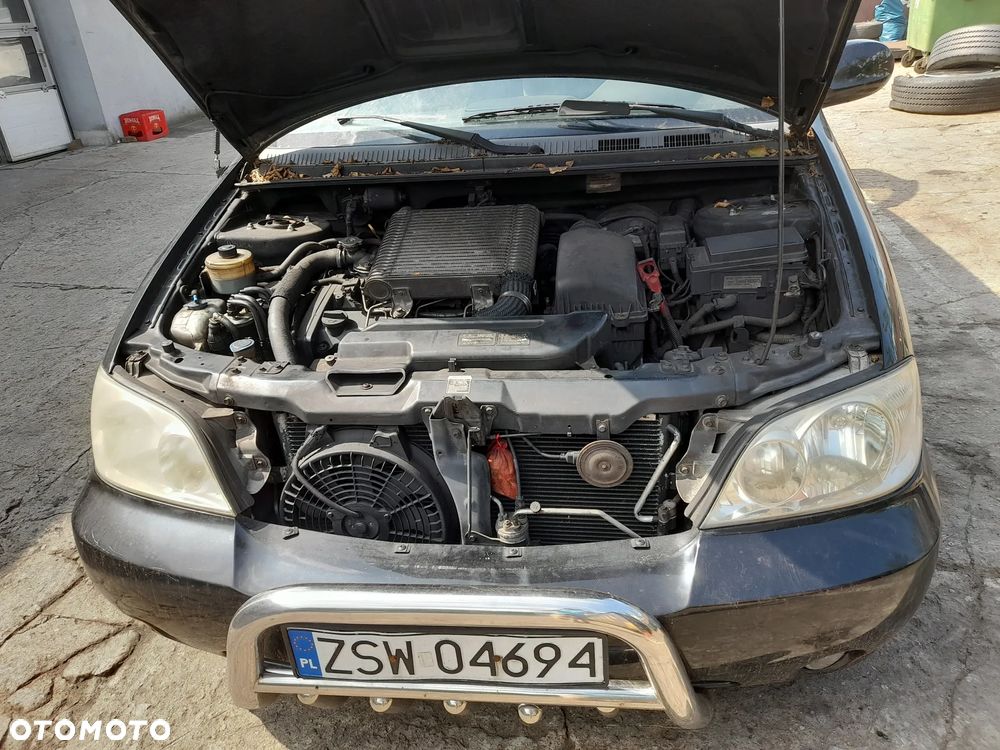 KIA CARNIVAL 2,9  crdi pokrywa zaworów - 4