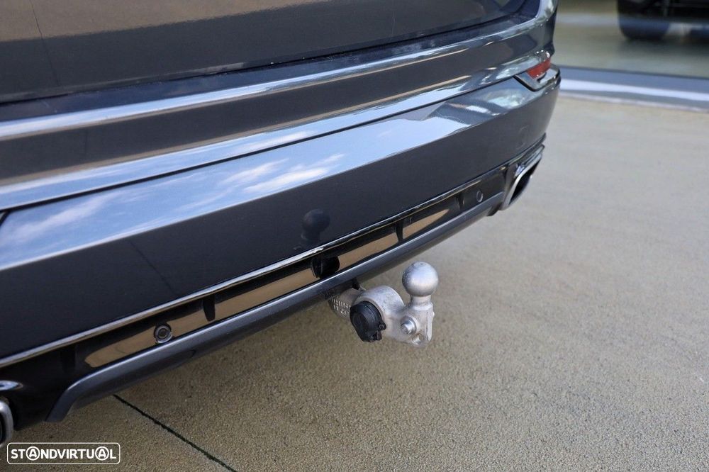 Volvo XC 90 2.0 B5 R-Design AWD - 7