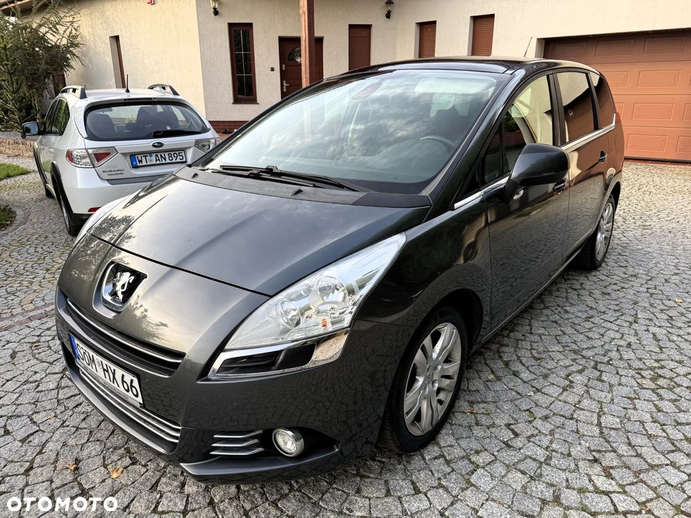 Peugeot 5008 1.6 THP Premium - 2