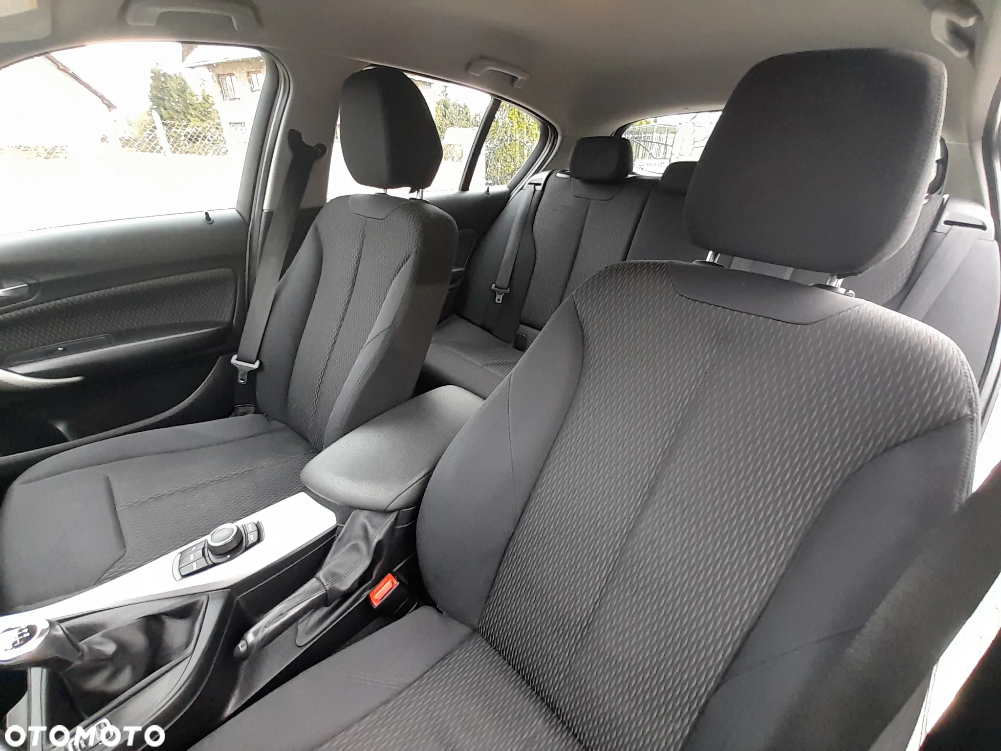 BMW Seria 1 116d - 14