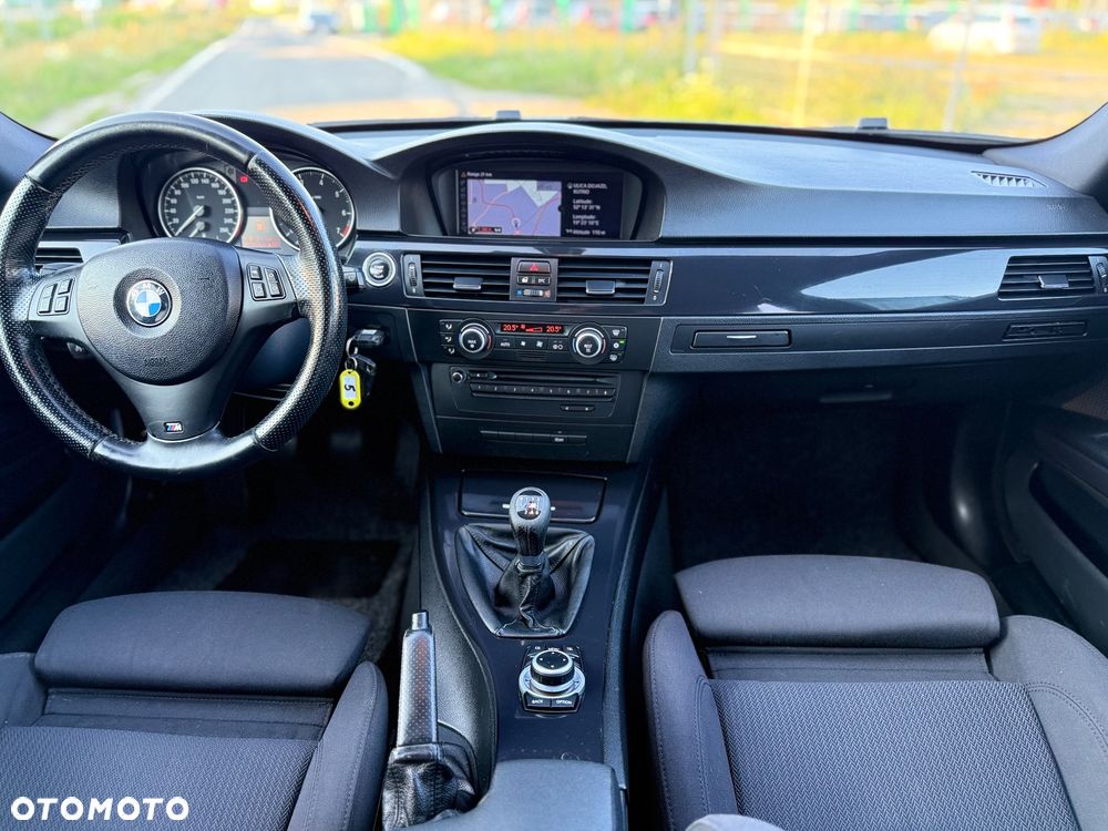 BMW Seria 3 318i - 26