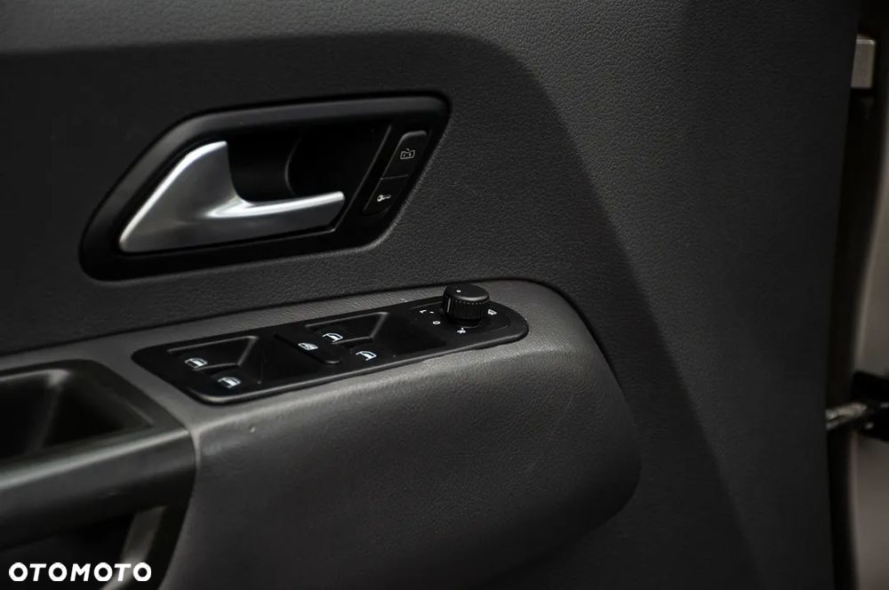 Volkswagen Amarok 2.0 BiTDI BMT Dark Label - 10