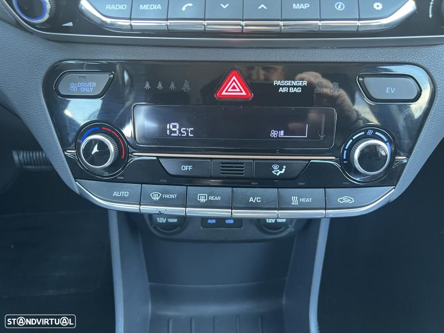 Hyundai Ioniq EV 28kWh Eletric Tech - 40
