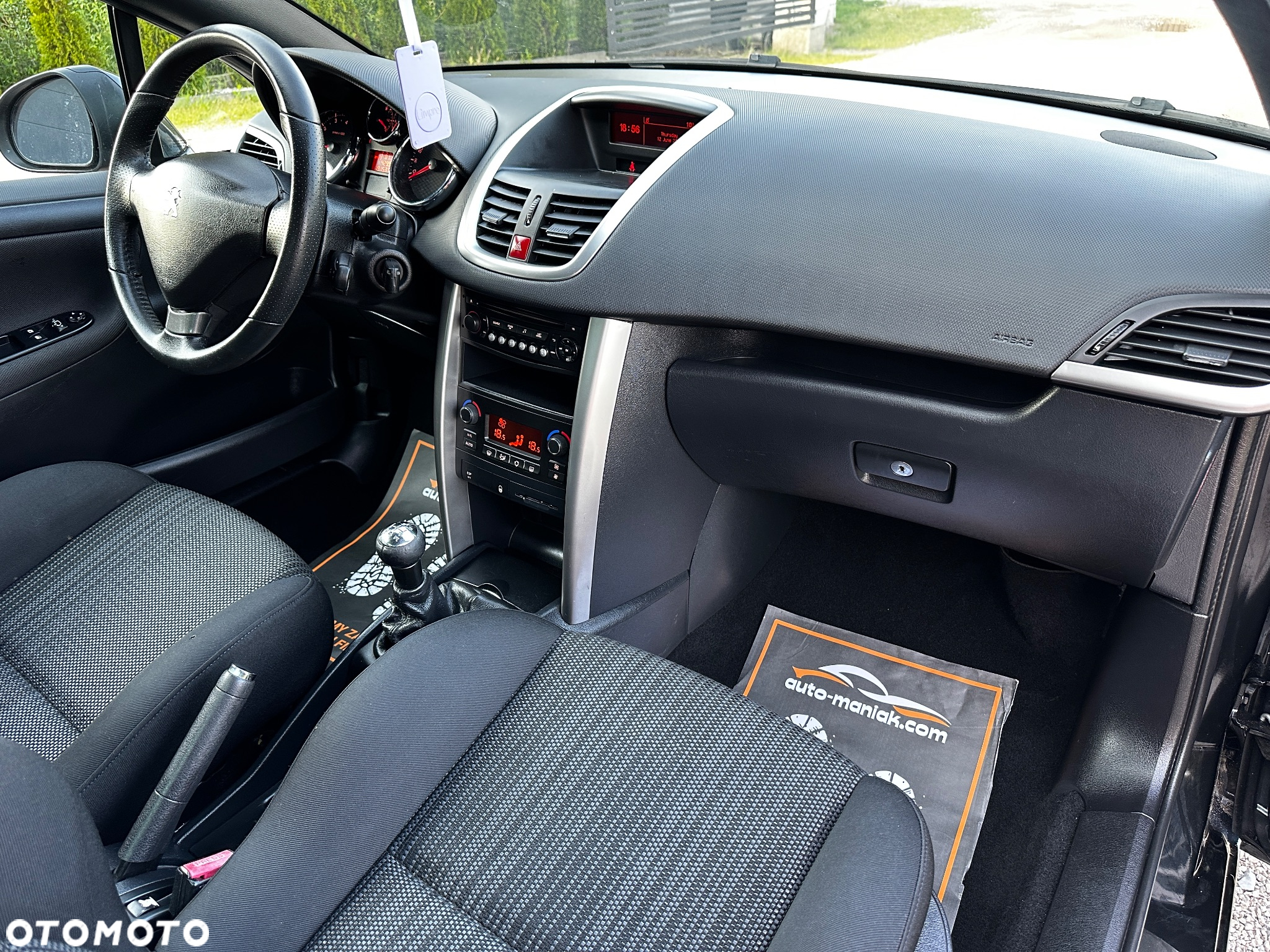 Peugeot 207 CC - 26