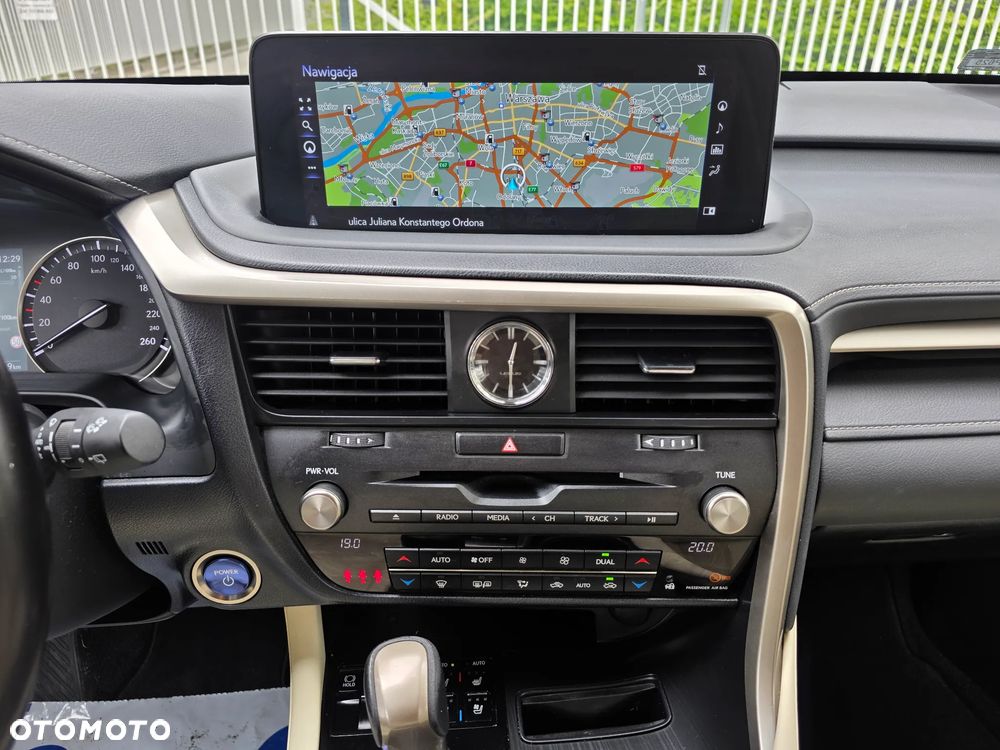 Lexus RX 450h Prestige - 11