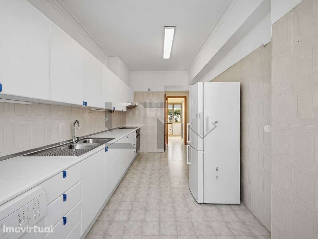 Fantástico Apartamento T2 com Garagem e Arrecadação, para Arrendar,... - Grande imagem: 3/13