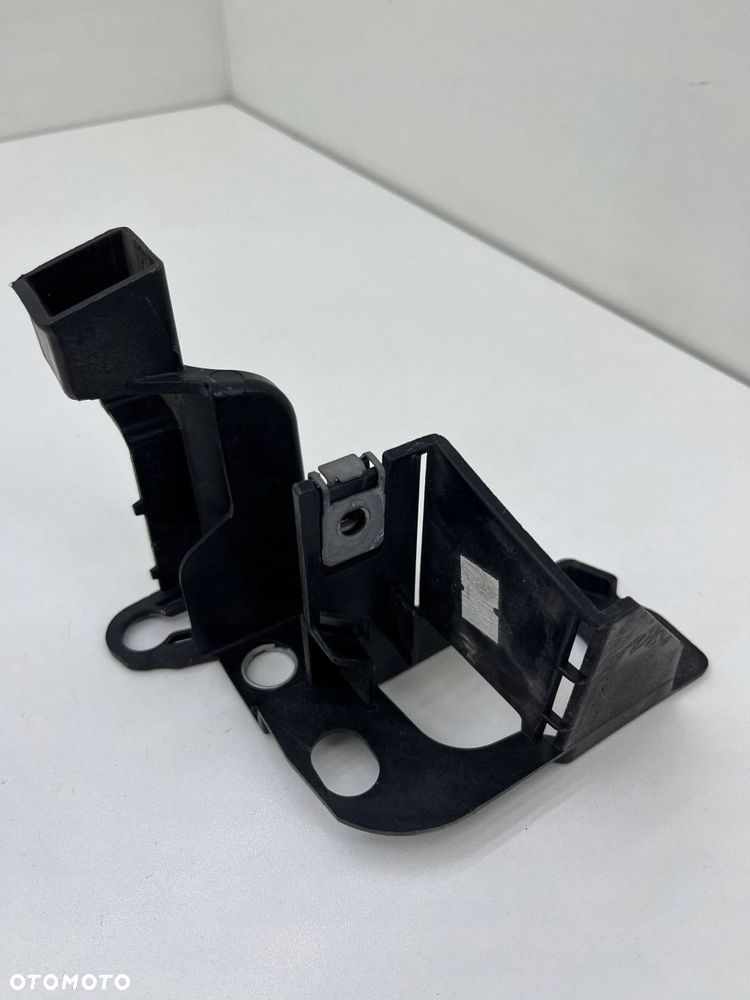 RENAULT CLIO V MOCOWANIE LAMPY PRAWY PRZÓD 622104863R