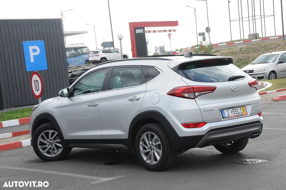 Hyundai Tucson 2.0 CRDI 4WD Advantage - 4