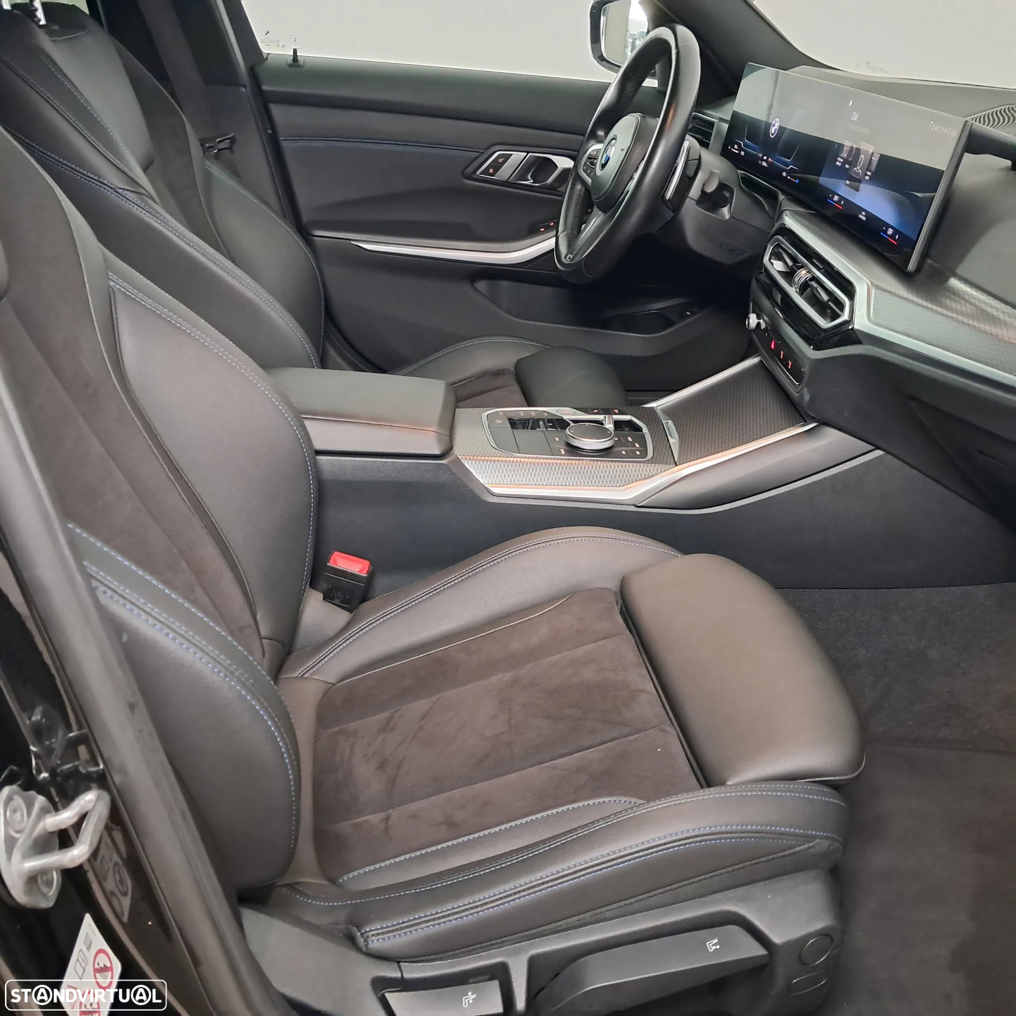 BMW 320 d Touring Pack Desportivo M Auto - 2