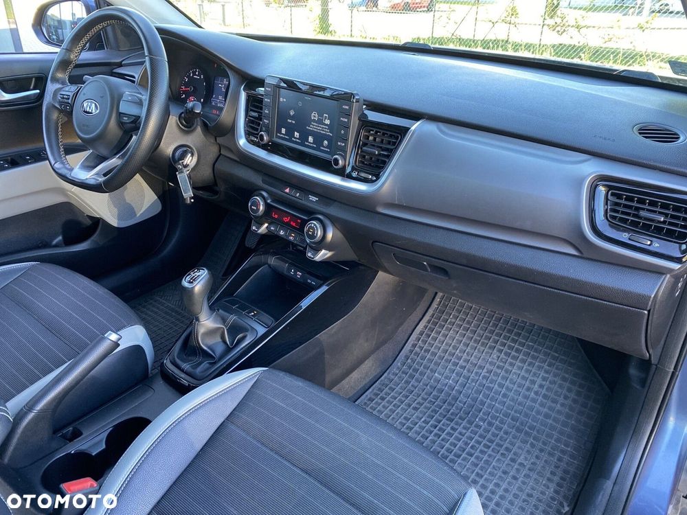 Kia Stonic - 14