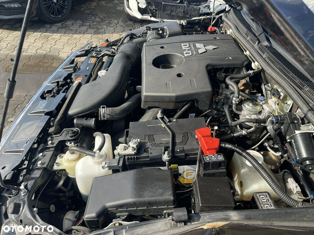 Mitsubishi Pajero 3.2 DI-D Automatik - 15