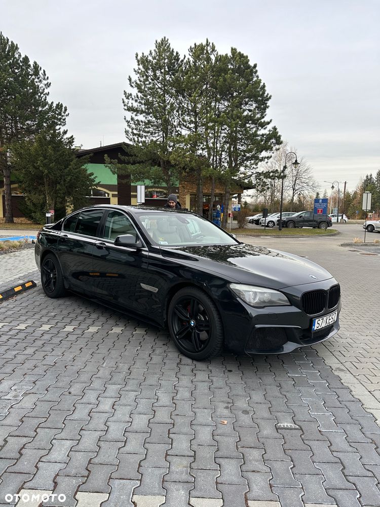 BMW Seria 7 - 12