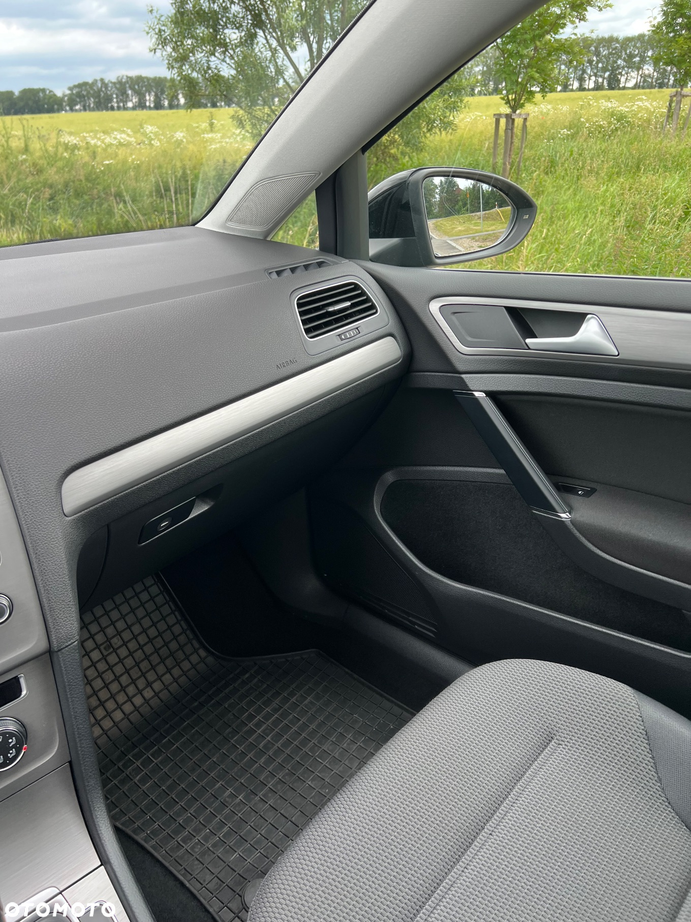 Volkswagen Golf VII 1.4 TSI BMT Comfortline DSG - 24